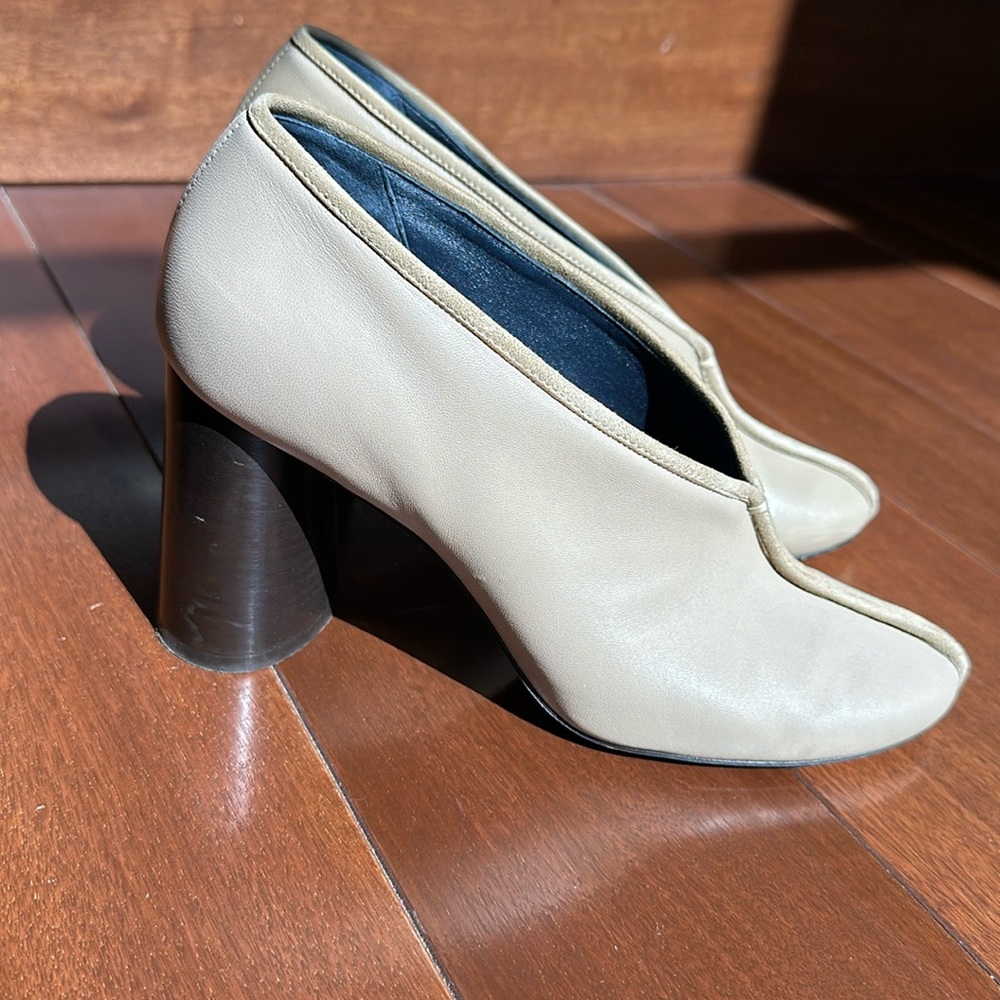Céline Paris genuine leather heels